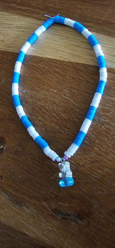 blauw met witte gummybear-ketting 1x